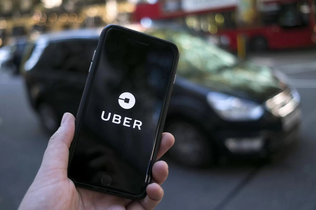 quanto a uber cobra do motorista-