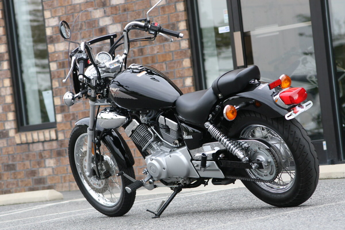 Купить ямаху вираго. Yamaha xv250 Virago. Ямаха Вираго 250. Ямаха Virago 250. Мотоцикл Yamaha Virago 250.