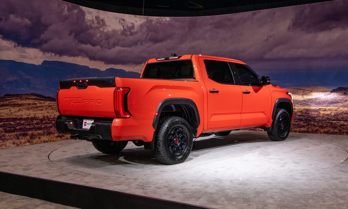 Toyota Tundra 2024 em Detalhes Da Ficha Técnica ao Preço e Consumo