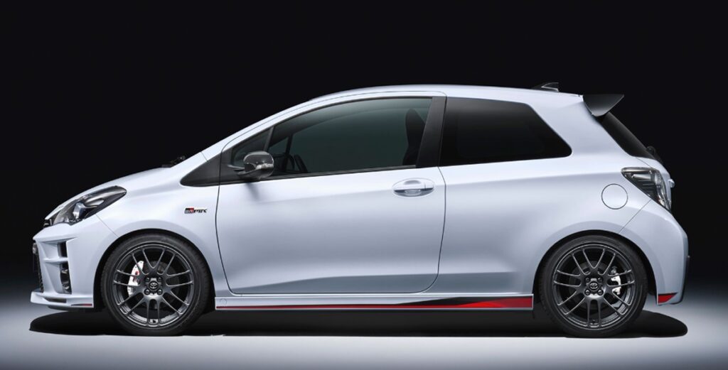 Toyota Vitz 2025 O Carro Popular que Poderia Revolucionar o Mercado