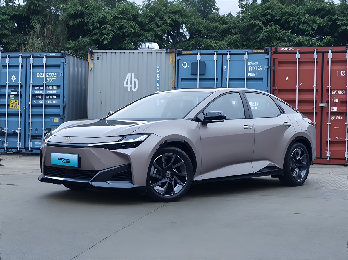 Toyota bZ3 2025 estreia com bateria BYD e preço inferior ao Corolla híbrido 2 Toyota bZ3 2023