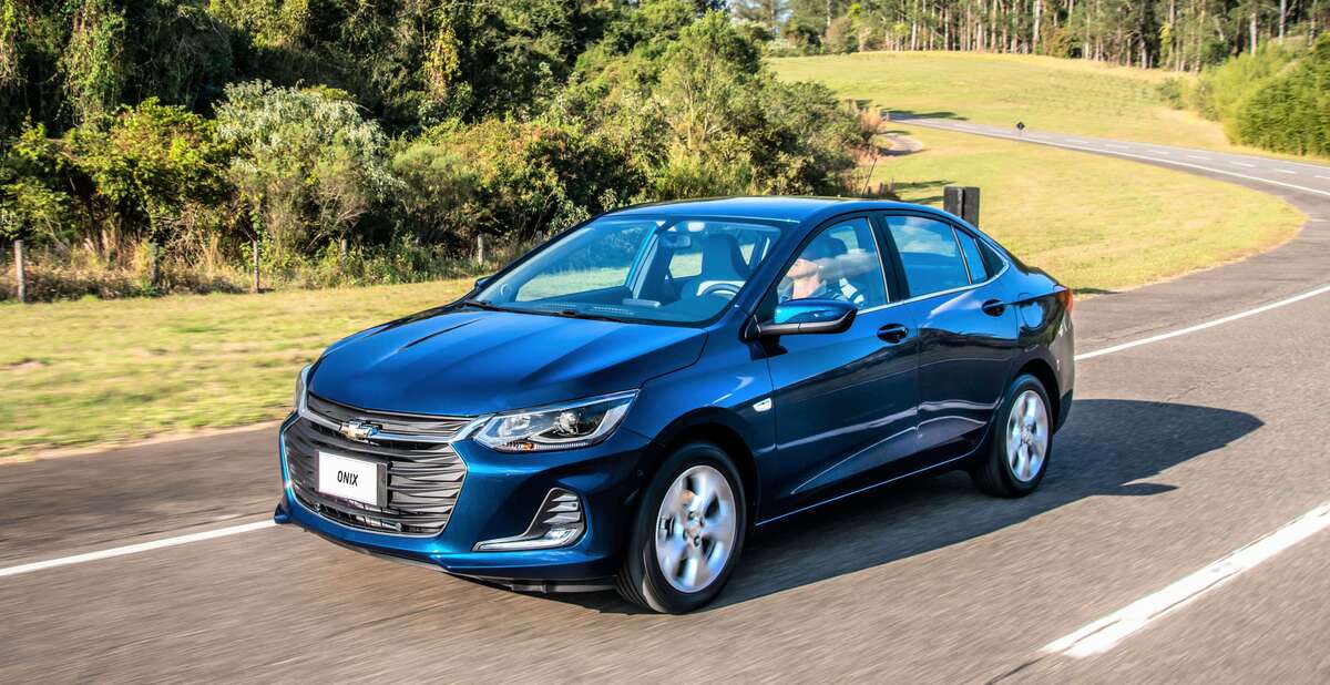 Top 05 carros baratos com Controle de Estabilidade ( ESC) 5 carros com controle de estabilidade Chevrolet Onix