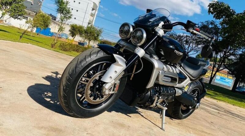 motos para viajar Triumph Rocket III