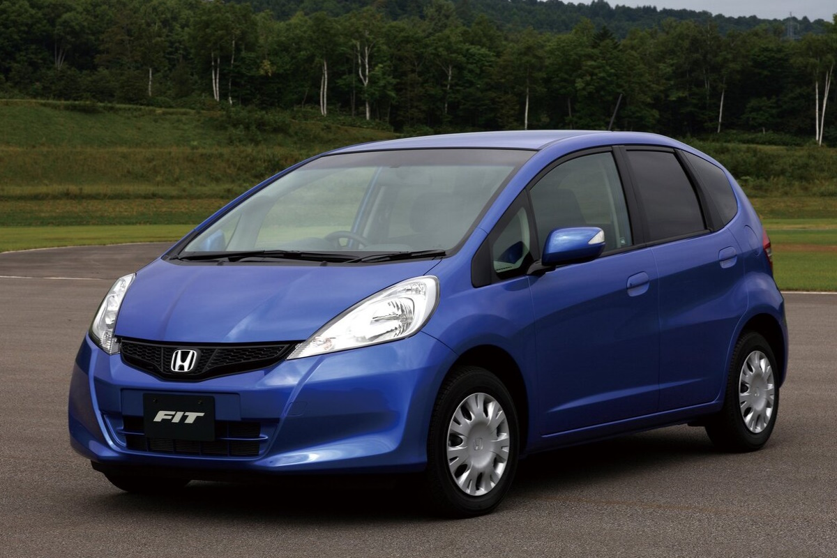 5 carros usados excelentes e com manutenção barata 2 carros manutenção barata - Honda Fit