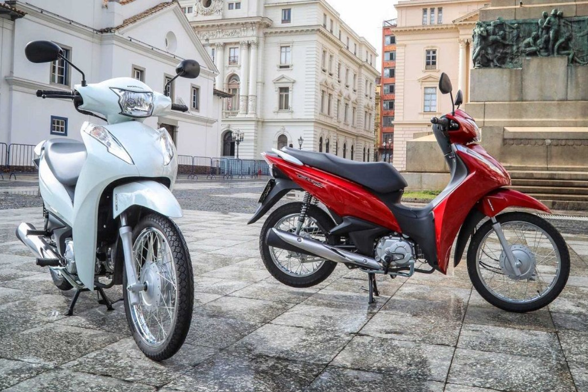 Top 5 Melhores Motos para trabalhar como motoboy ou entregador 1 motos para motoboy - Honda Biz 110i